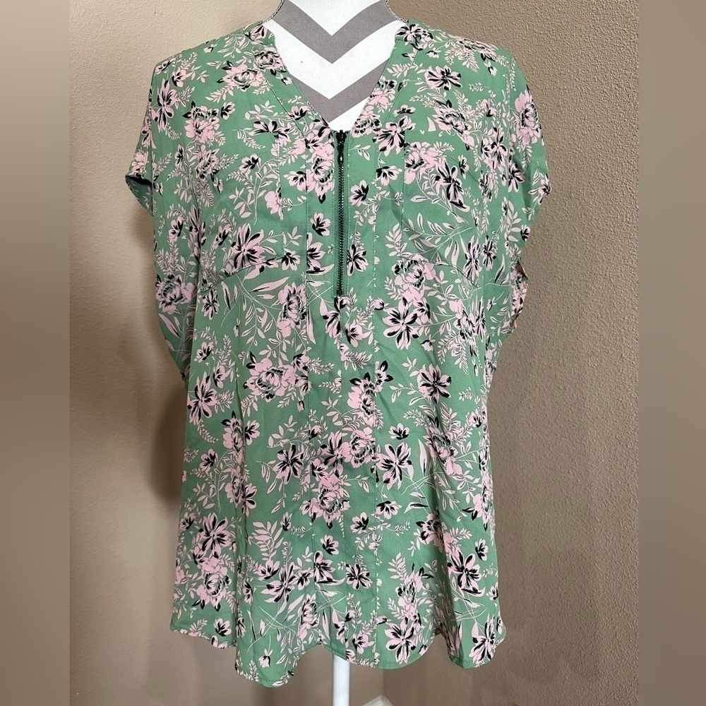 TORRID Floral Blouse, EUC!